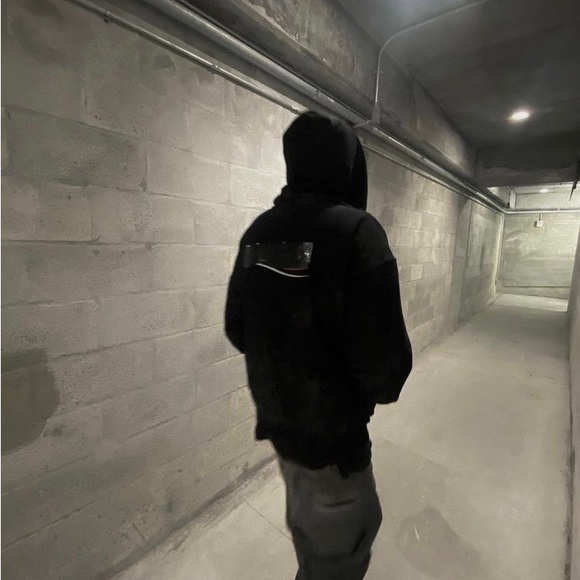 Meet your Posher, James - Picture 1 of 1